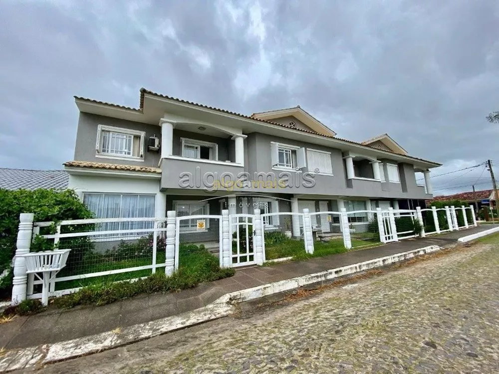 Casa, 4 quartos, 140 m² - Foto 1