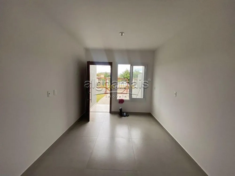 Casa, 2 quartos, 55 m² - Foto 1