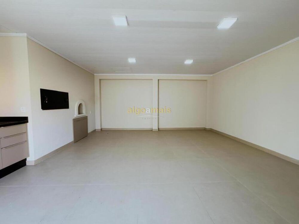 Casa, 3 quartos, 180 m² - Foto 3