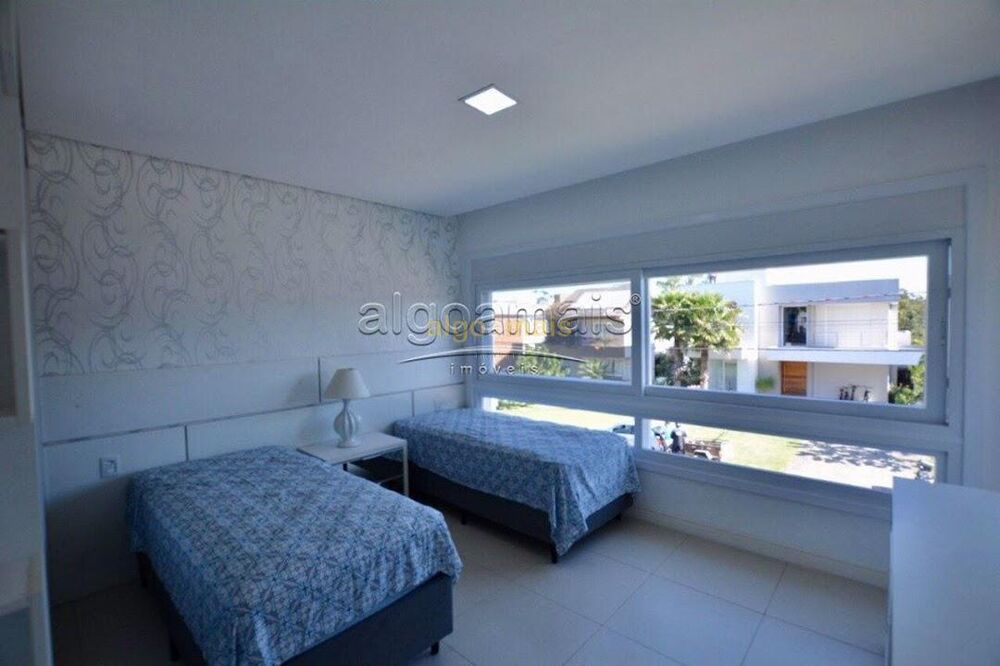 Casa de Condomínio à venda com 5 quartos, 316m² - Foto 23