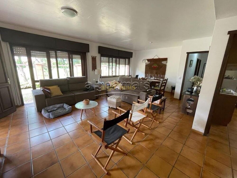 Casa, 4 quartos, 200 m² - Foto 2