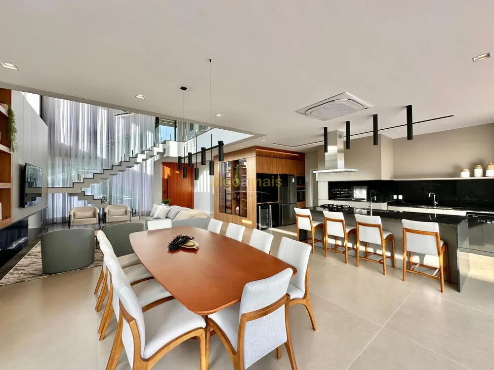 Casa, 3 quartos, 172 m² - Foto 2