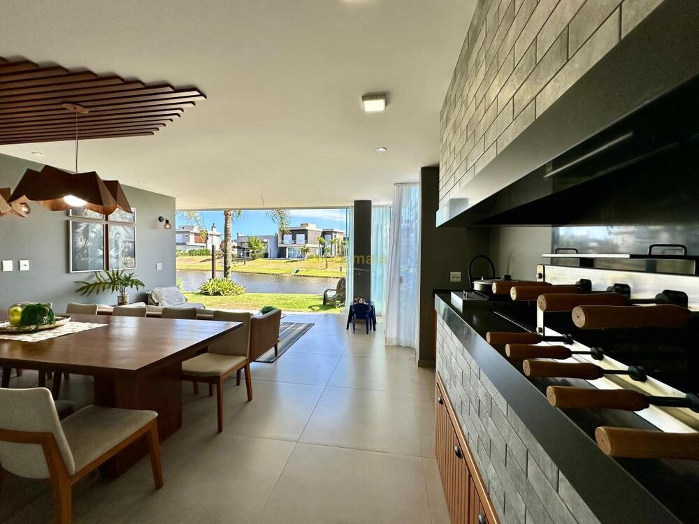 Casa, 3 quartos, 81 m² - Foto 1
