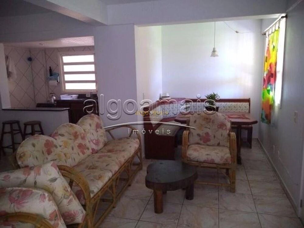 Casa à venda com 4 quartos, 200m² - Foto 3