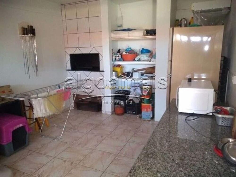 Casa à venda com 4 quartos, 200m² - Foto 5