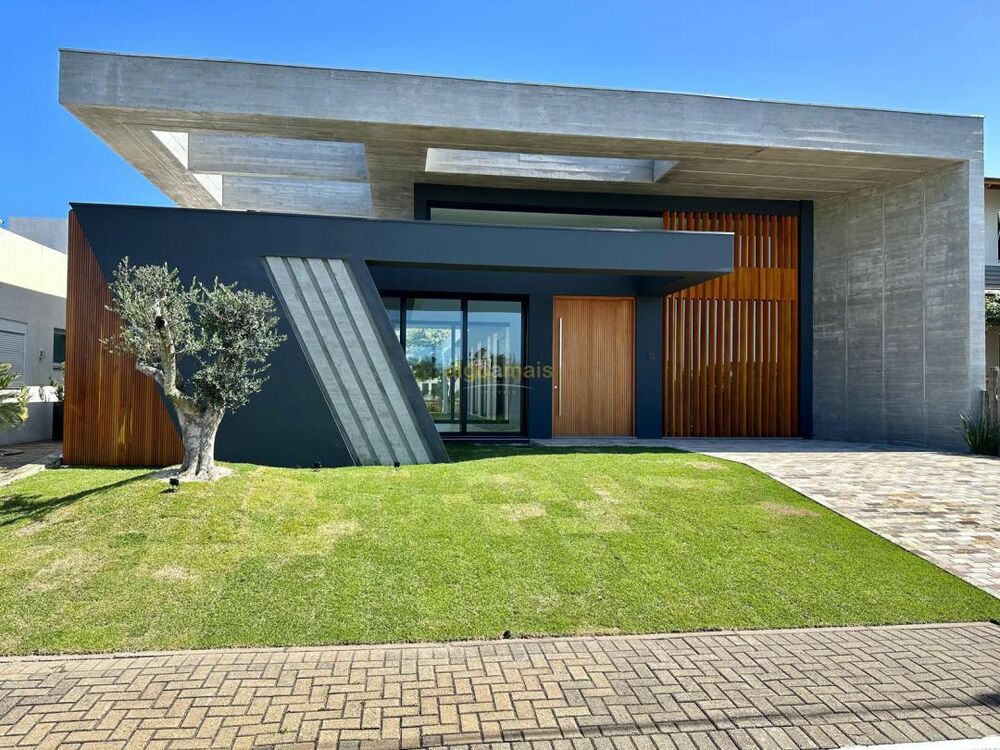 Casa, 4 quartos, 160 m² - Foto 1