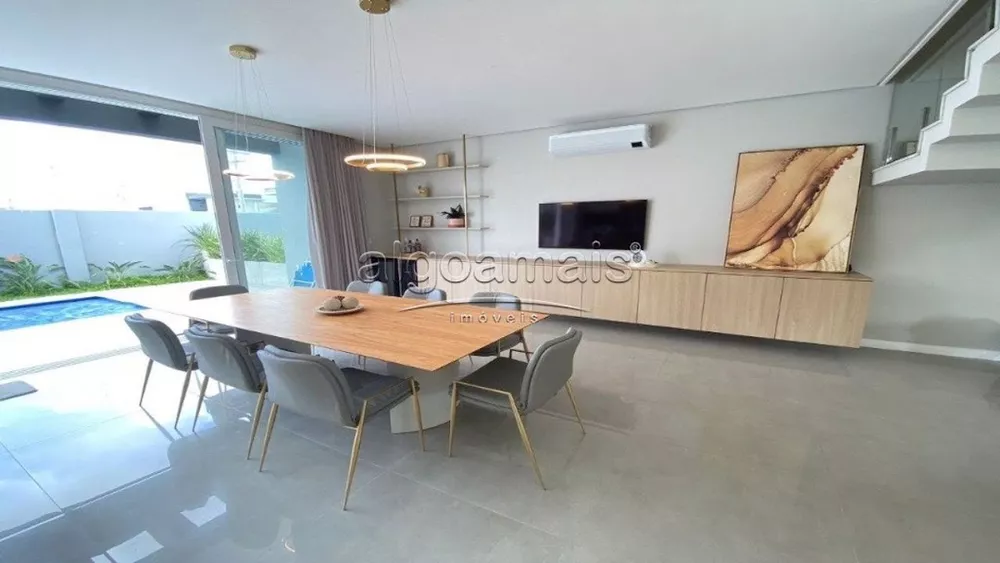 Casa de Condomínio à venda com 4 quartos, 220m² - Foto 6