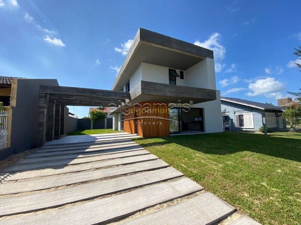 Casa, 4 quartos, 260 m² - Foto 1