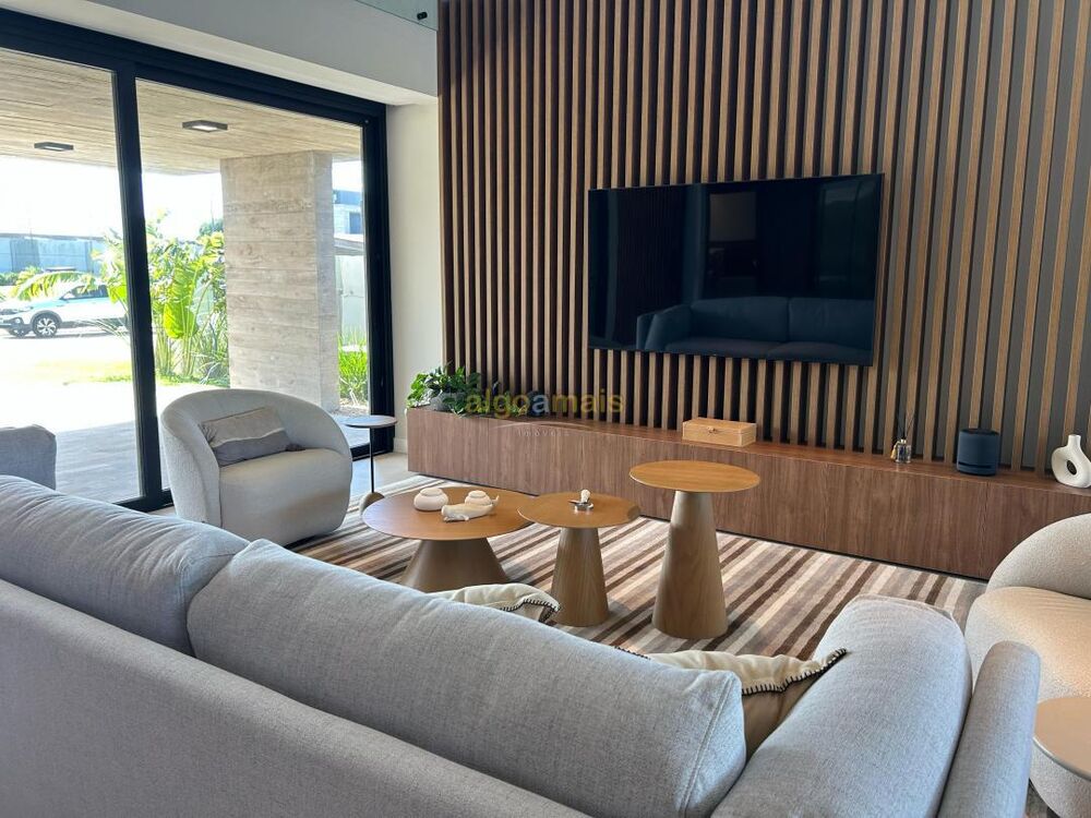 Casa de Condomínio à venda com 6 quartos, 444m² - Foto 2