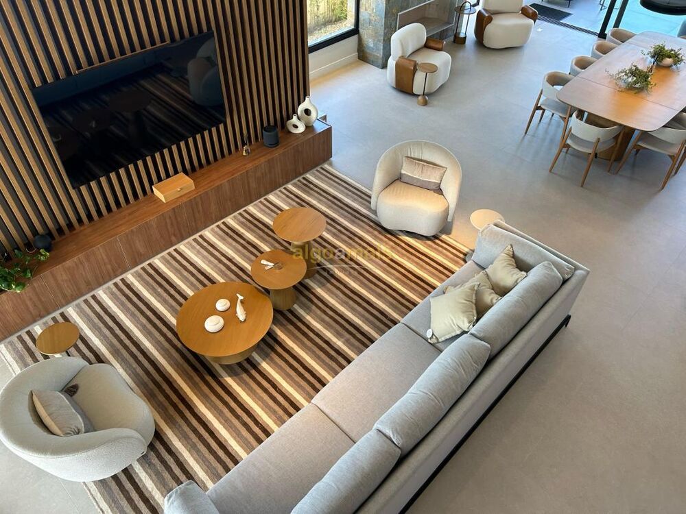 Casa de Condomínio à venda com 6 quartos, 444m² - Foto 4