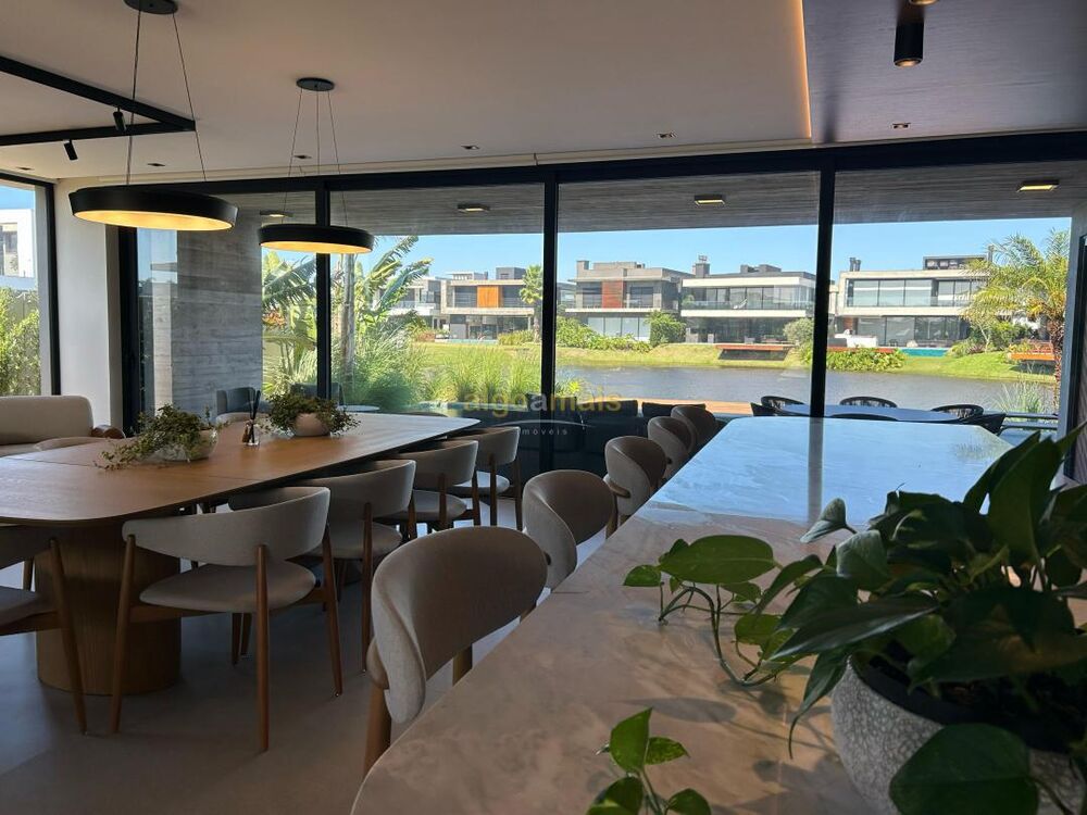 Casa de Condomínio à venda com 6 quartos, 444m² - Foto 5
