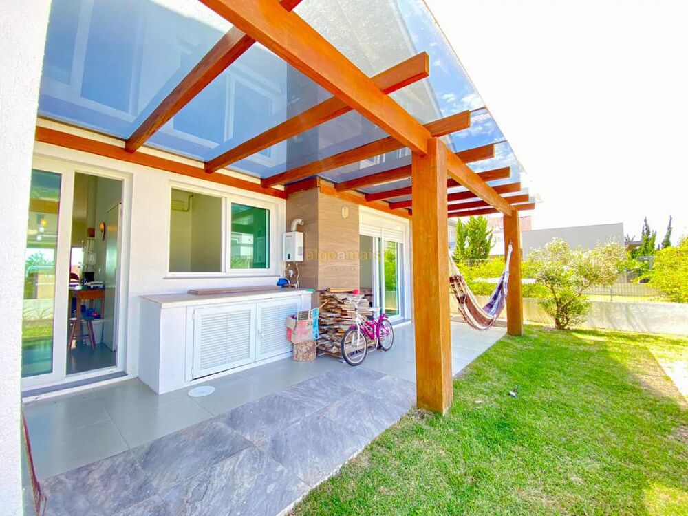 Casa de Condomínio à venda com 3 quartos, 164m² - Foto 2