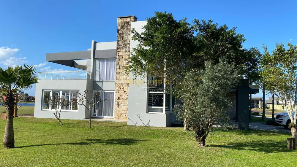 Casa de Condomínio, 4 quartos - Foto 1