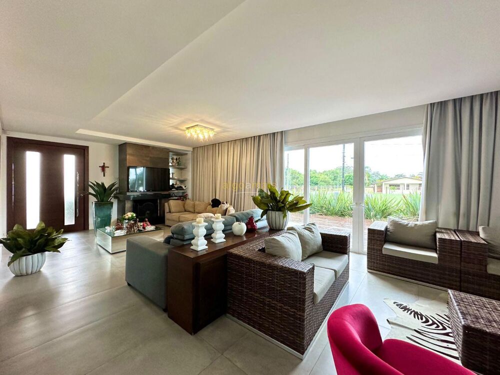 Casa, 3 quartos, 206 m² - Foto 4