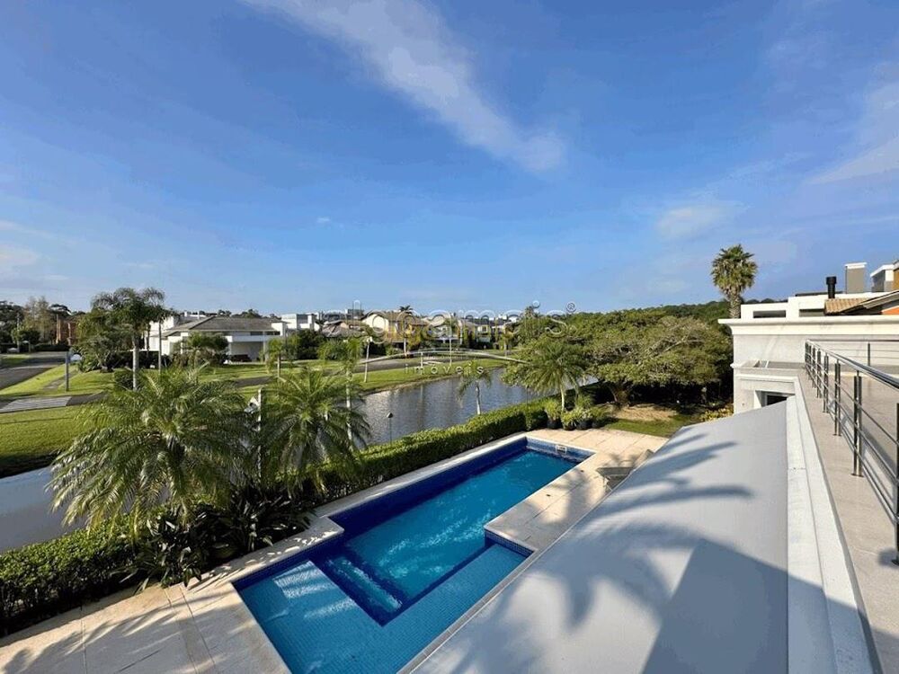 Casa, 3 quartos, 701 m² - Foto 1