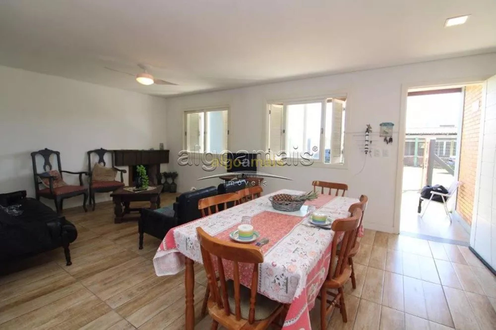 Casa, 3 quartos, 160 m² - Foto 2