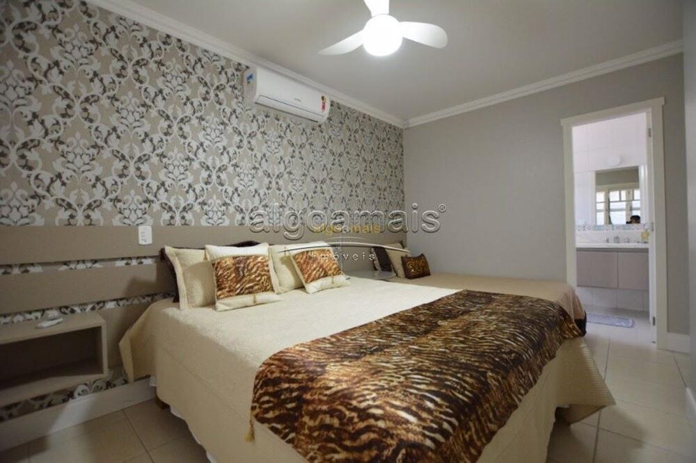Casa, 4 quartos, 380 m² - Foto 2