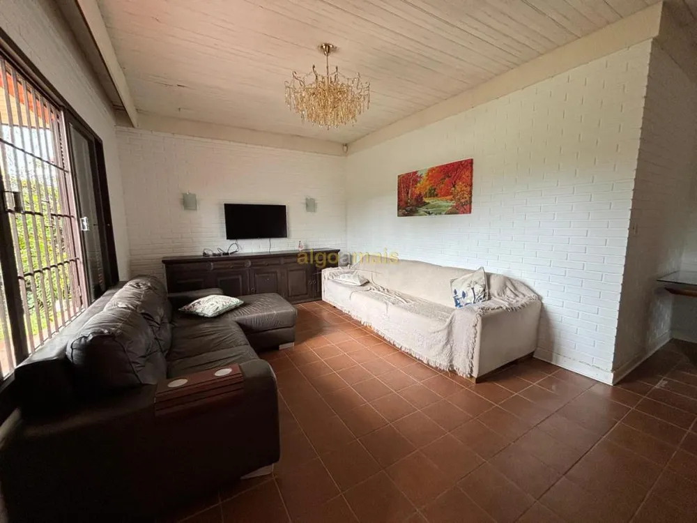 Casa, 3 quartos, 250 m² - Foto 2
