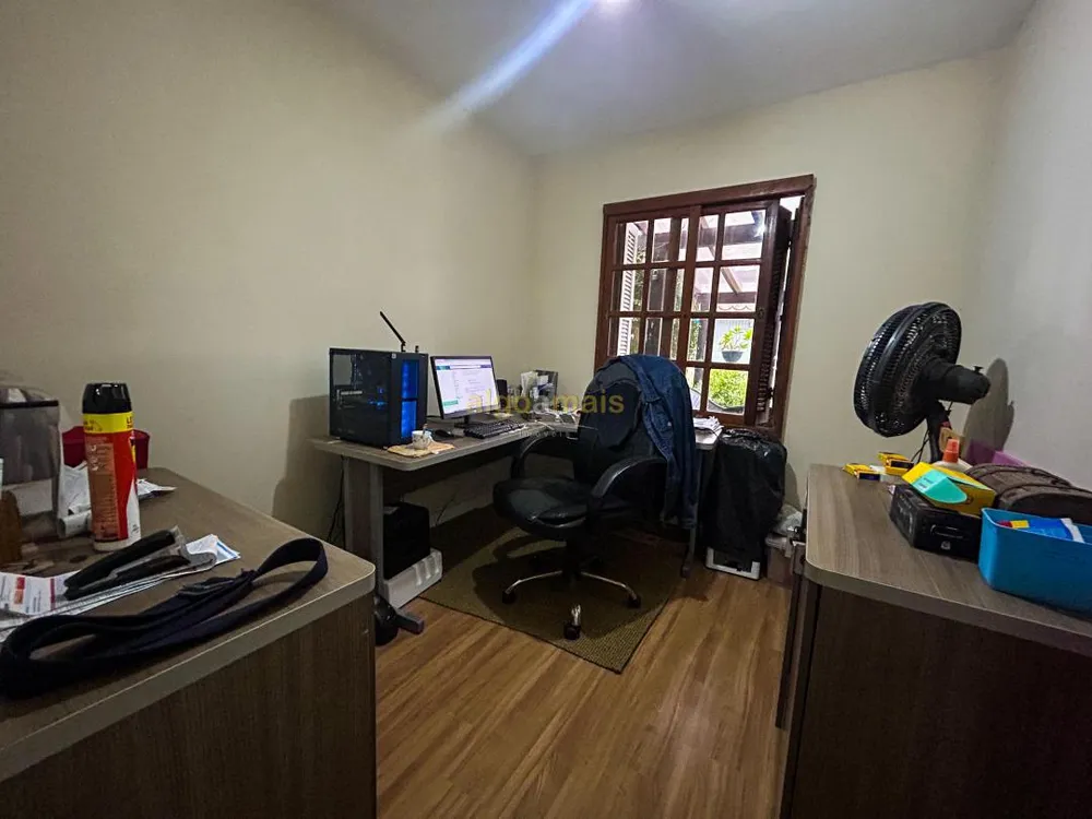 Casa, 3 quartos, 250 m² - Foto 8