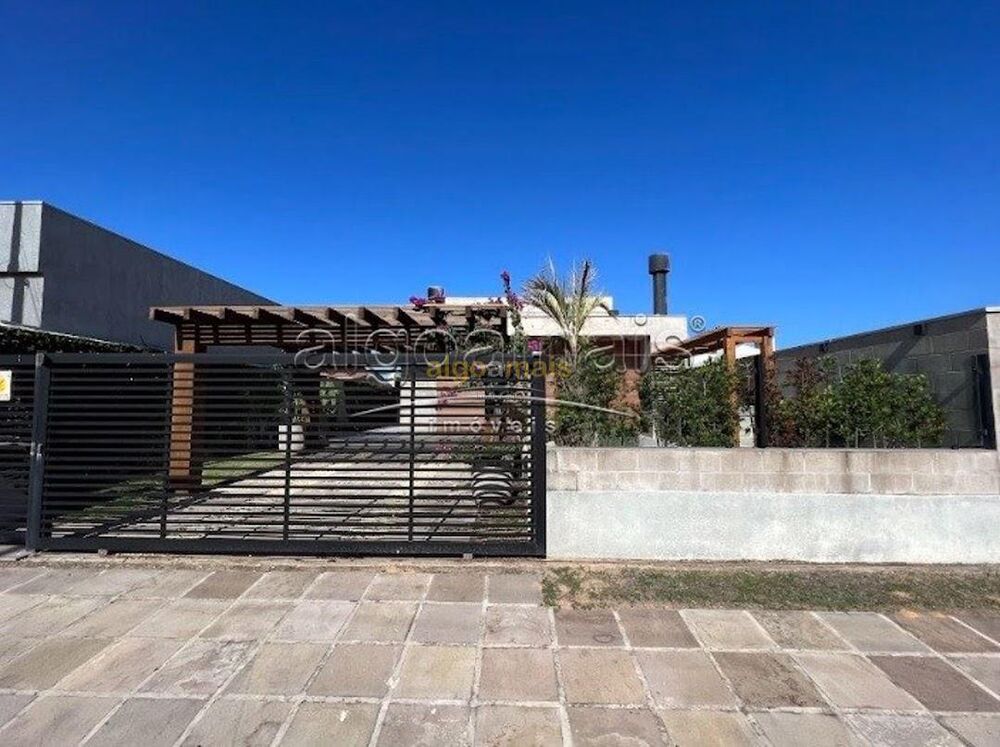 Casa, 4 quartos, 210 m² - Foto 1