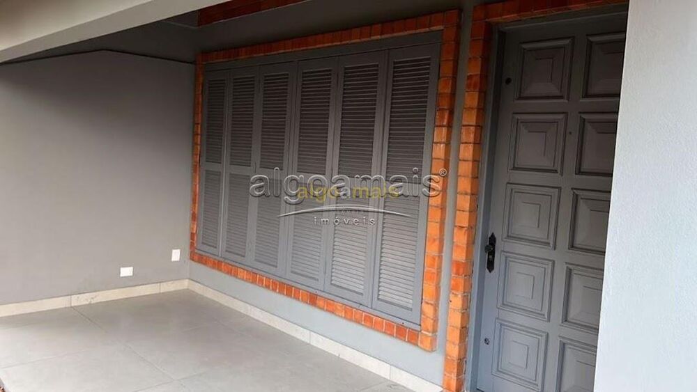 Casa à venda com 2 quartos, 160m² - Foto 4