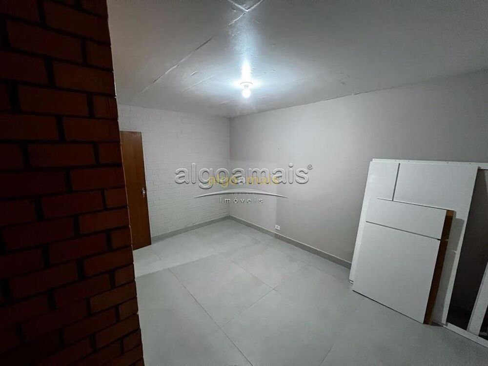 Casa à venda com 2 quartos, 160m² - Foto 9