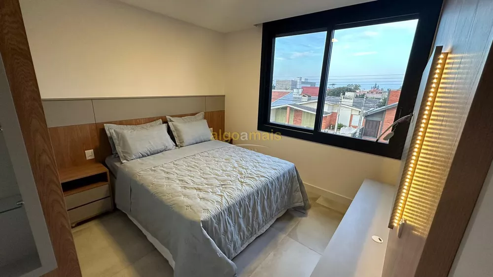 Casa, 5 quartos, 240 m² - Foto 2