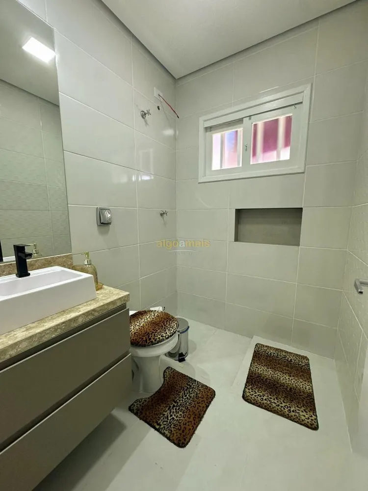Casa, 3 quartos, 220 m² - Foto 9