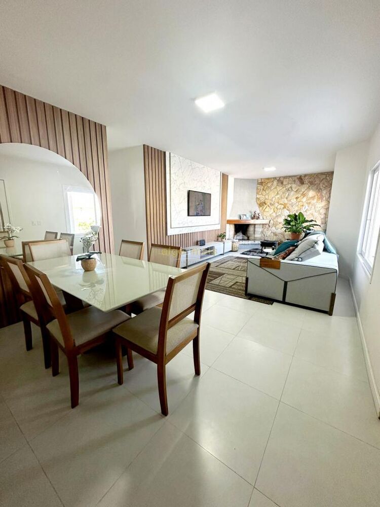 Casa, 3 quartos, 220 m² - Foto 3