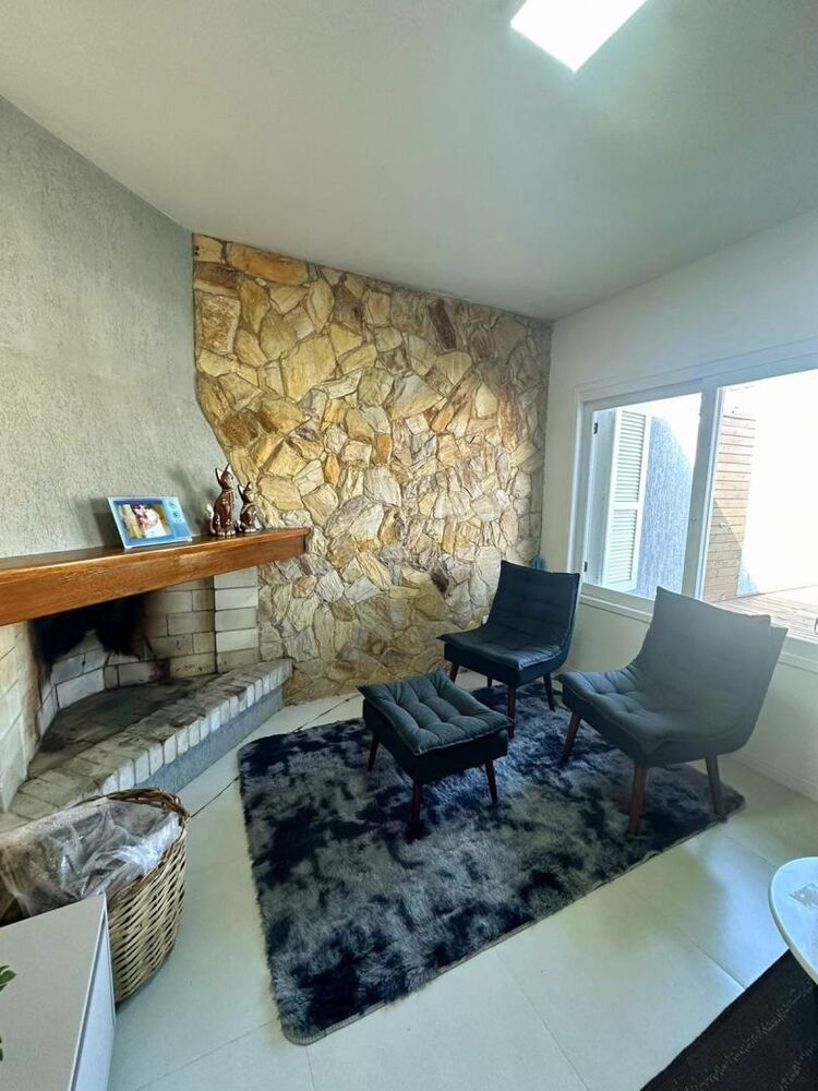 Casa, 3 quartos, 220 m² - Foto 2