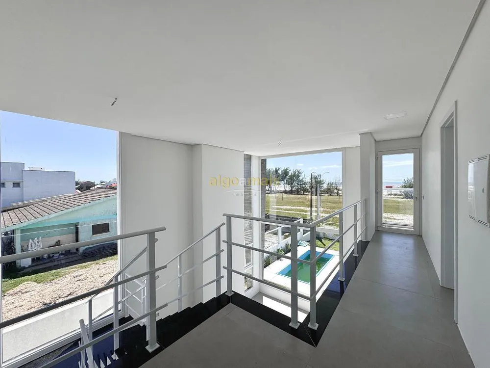 Casa, 4 quartos, 197 m² - Foto 2