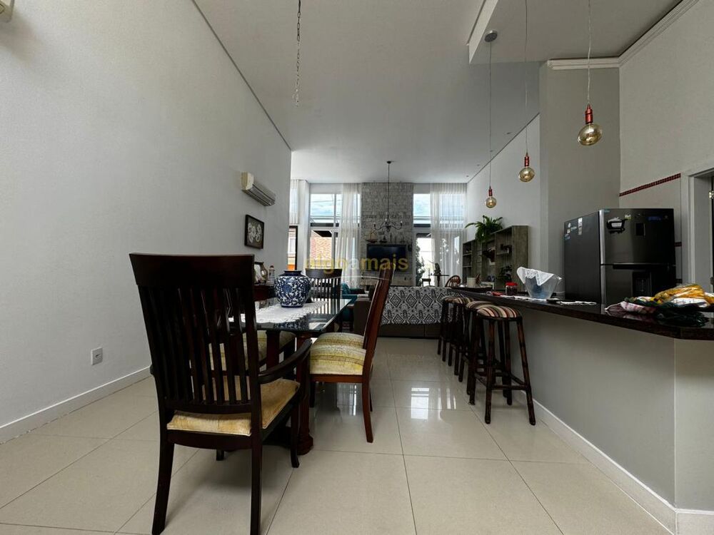 Casa de Condomínio à venda com 3 quartos, 150m² - Foto 5