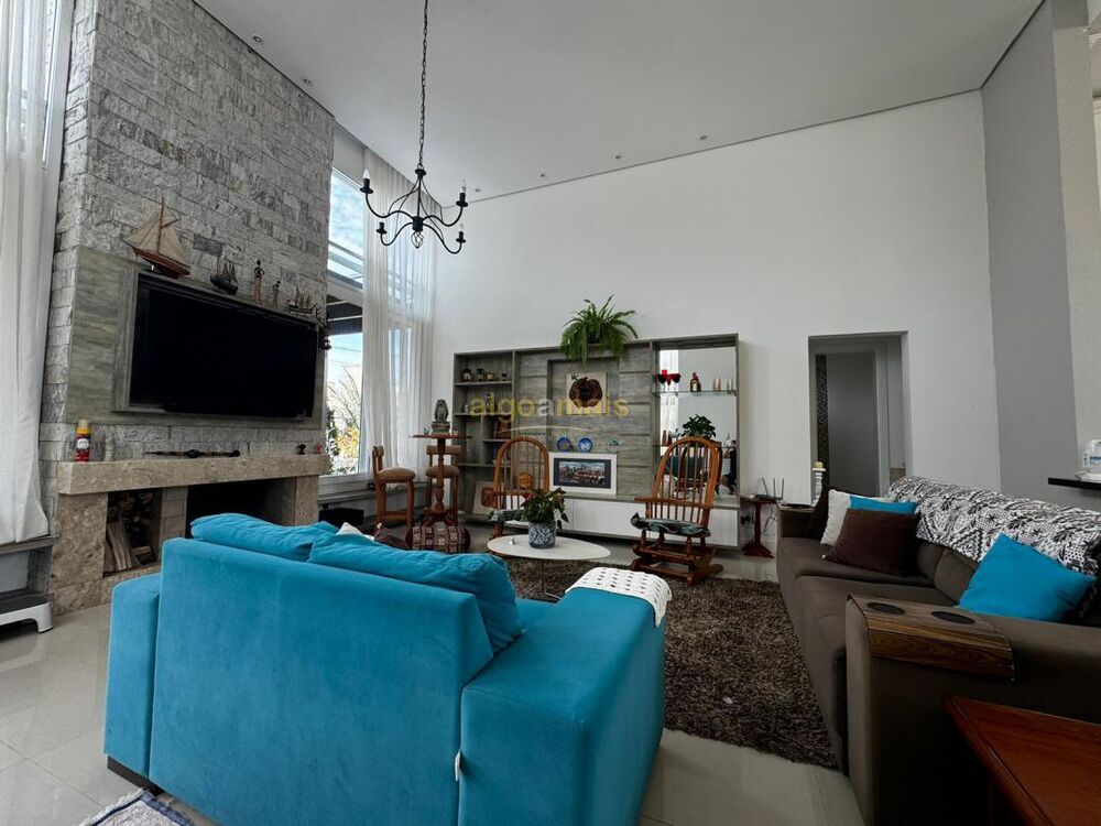 Casa de Condomínio à venda com 3 quartos, 150m² - Foto 4