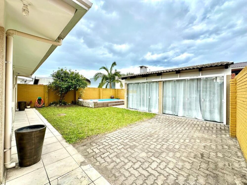 Casa à venda com 3 quartos, 109m² - Foto 7