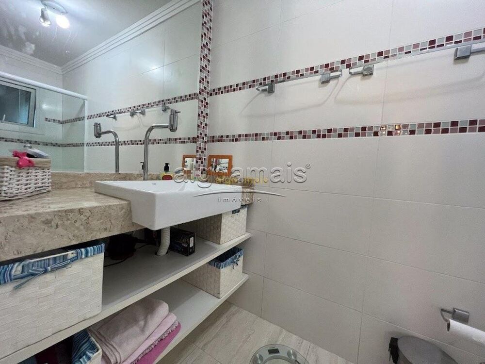 Casa, 4 quartos, 160 m² - Foto 2