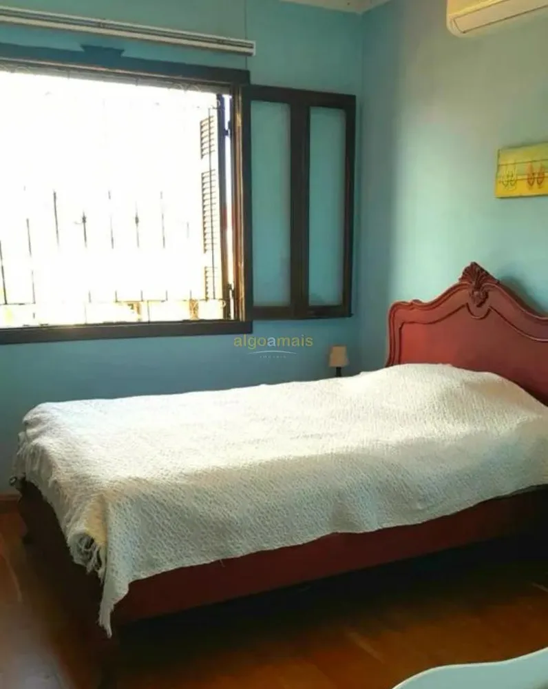 Casa, 4 quartos, 181 m² - Foto 1