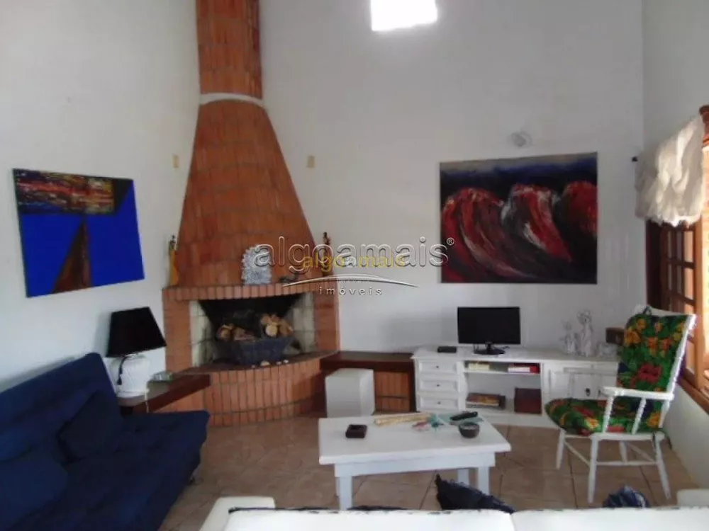 Casa, 3 quartos, 135 m² - Foto 2