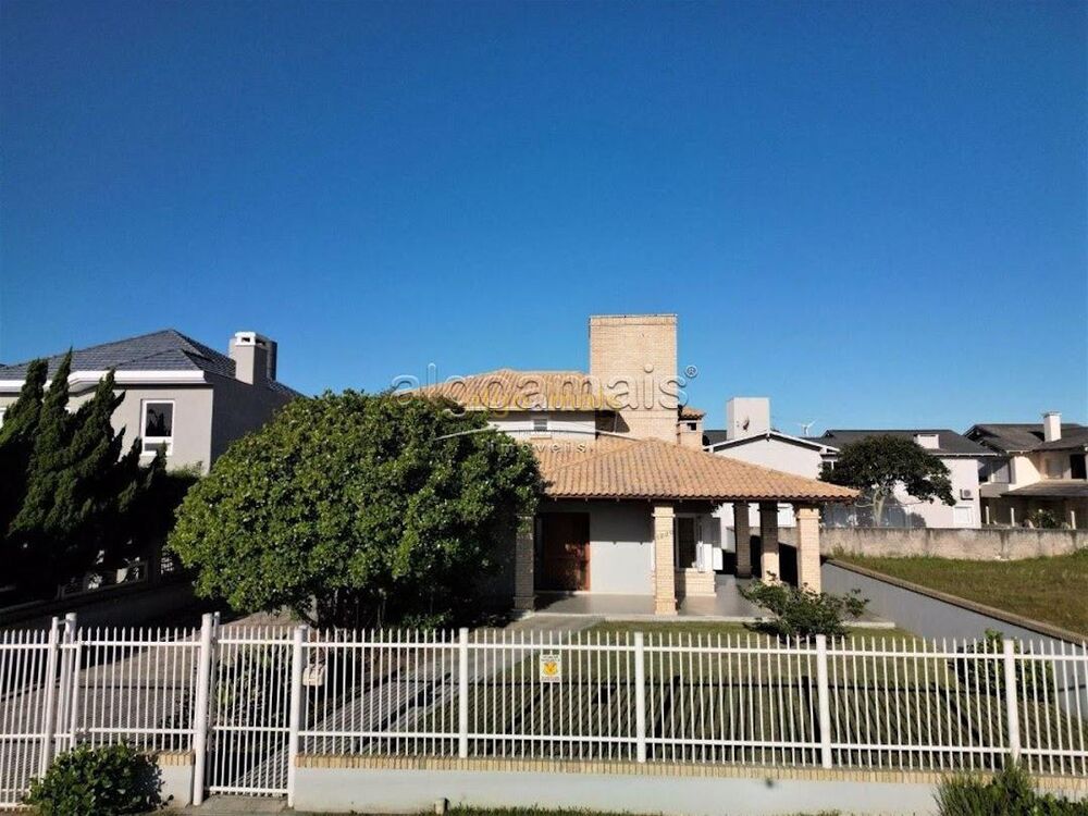 Casa, 4 quartos, 290 m² - Foto 1