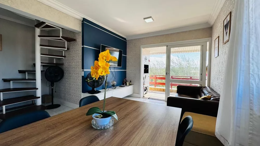 Cobertura à venda com 3 quartos, 157m² - Foto 1