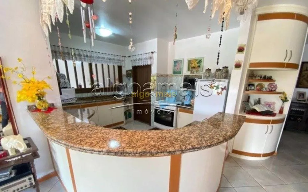 Casa, 3 quartos, 186 m² - Foto 8