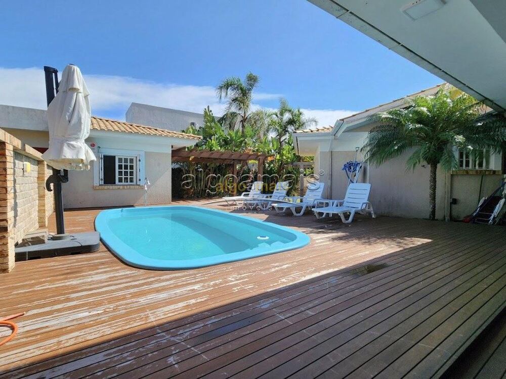Casa, 4 quartos, 247 m² - Foto 1