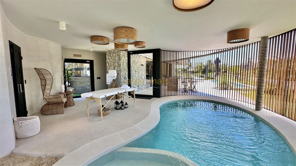 Casa, 5 quartos, 601 m² - Foto 1