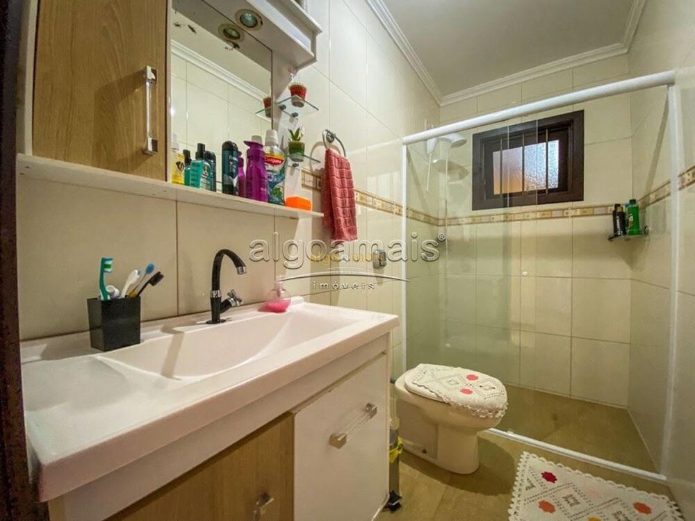 Casa à venda com 4 quartos, 28m² - Foto 3
