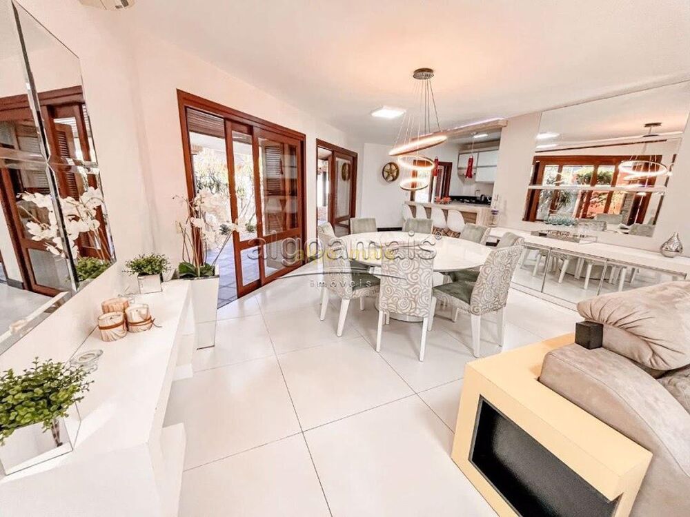 Casa, 3 quartos, 285 m² - Foto 21