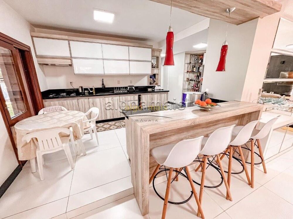 Casa, 3 quartos, 285 m² - Foto 6