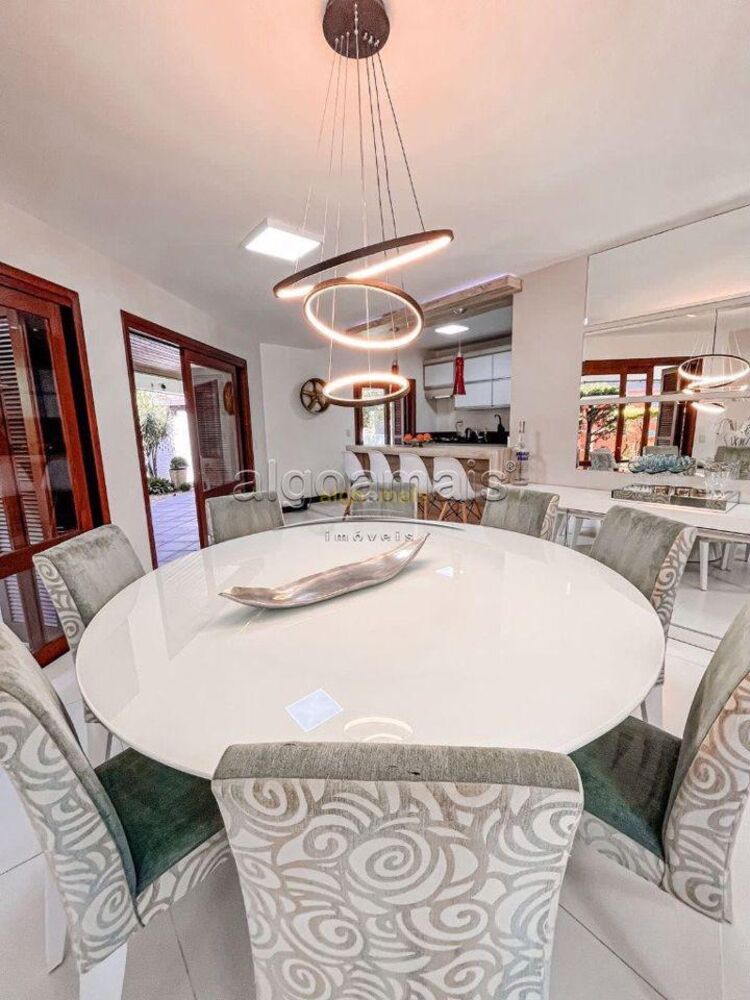 Casa, 3 quartos, 285 m² - Foto 20