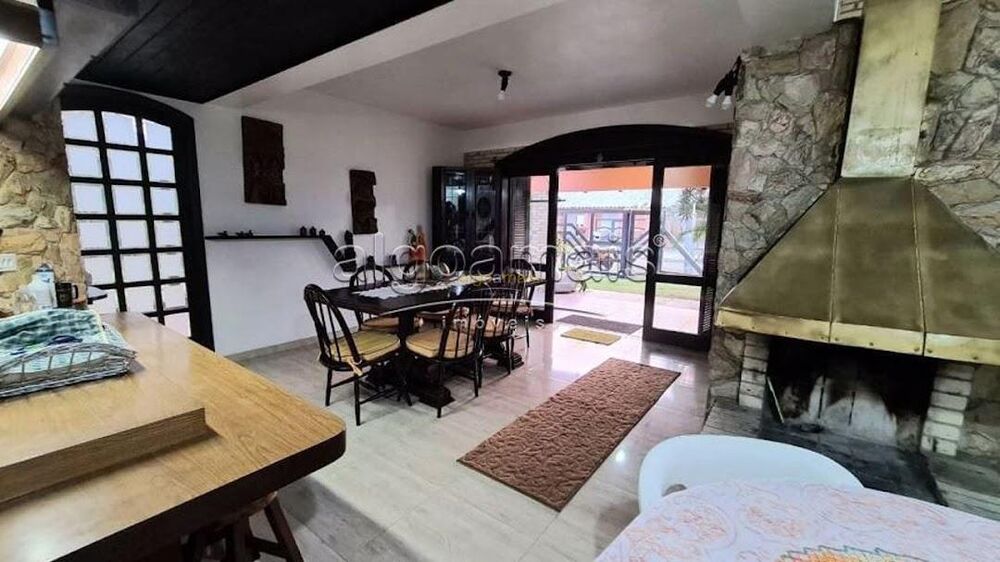 Casa, 5 quartos, 300 m² - Foto 1