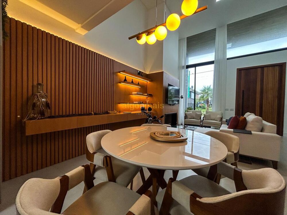 Casa de Condomínio, 4 quartos - Foto 1