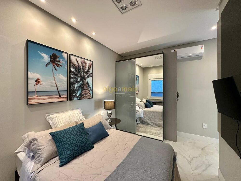 Casa de Condomínio à venda com 4 quartos, 313m² - Foto 17