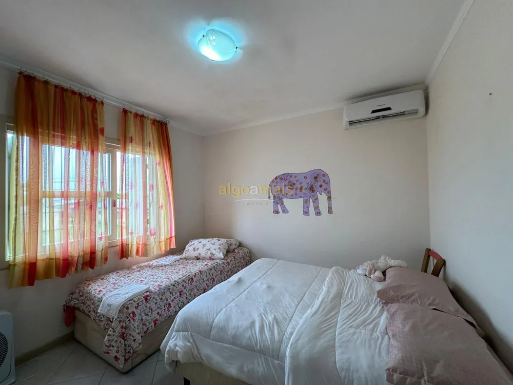 Casa, 3 quartos, 141 m² - Foto 8